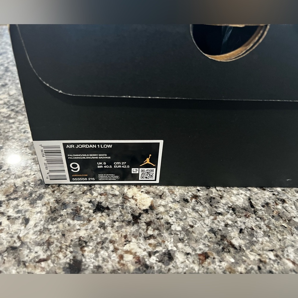 AJ1 brand new